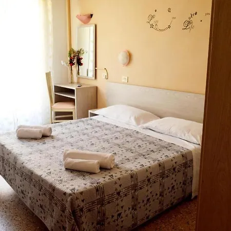 In Guest - New Cirene Double Comfort For Two People Ρίμινι